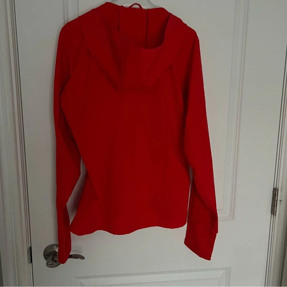 Adidas Run Hood Jacket size M - Picture 6 of 8